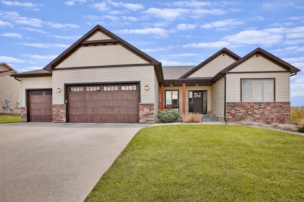 $899,000 | 1936 Kerry Drive Northeast, Rochester, MN 55906