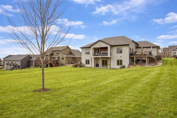 $899,000 | 1936 Kerry Drive Northeast, Rochester, MN 55906