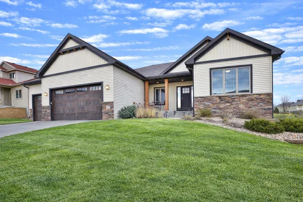 $899,000 | 1936 Kerry Drive Northeast, Rochester, MN 55906