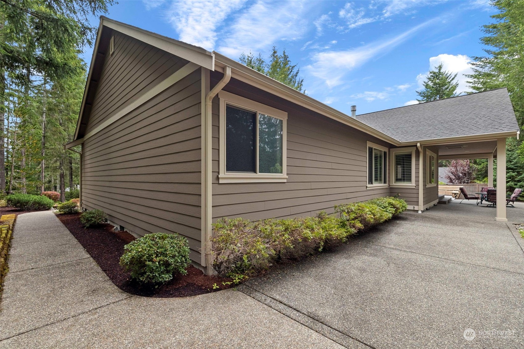 210 East Soderberg Road Allyn, WA 98524 - Photo 29 of 40 Gallery Image 29