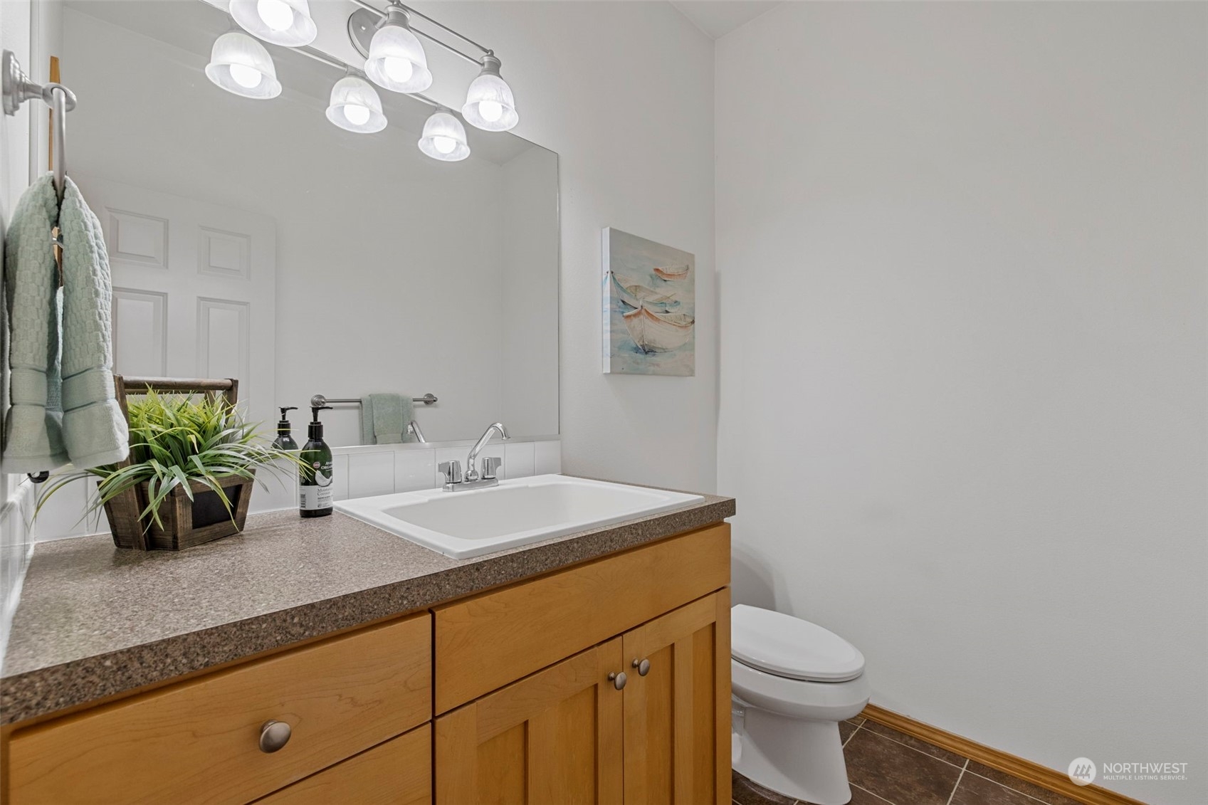 210 East Soderberg Road Allyn, WA 98524 - Photo 31 of 40 Gallery Image 31