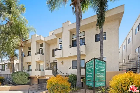 $4,450,000 | 18620 Burbank Boulevard, Tarzana, CA 91356