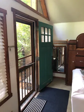 $1,700 | 409 Pritchard Avenue, Chapel Hill, NC 27516