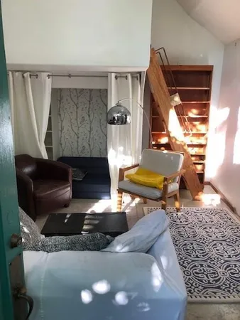 $1,700 | 409 Pritchard Avenue, Chapel Hill, NC 27516