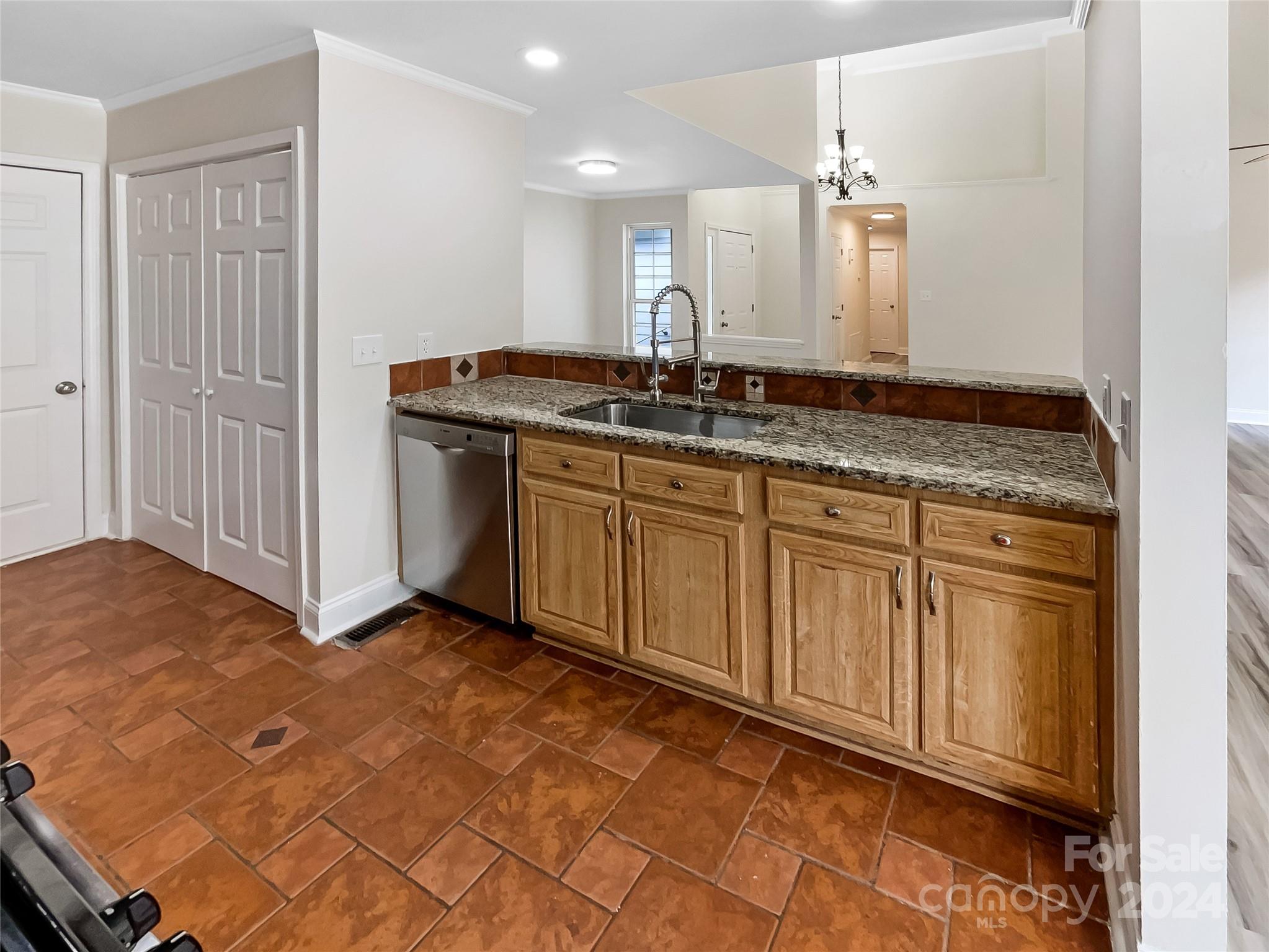 5306 Rockwood Road Charlotte, NC 28216 - Photo 16 of 19