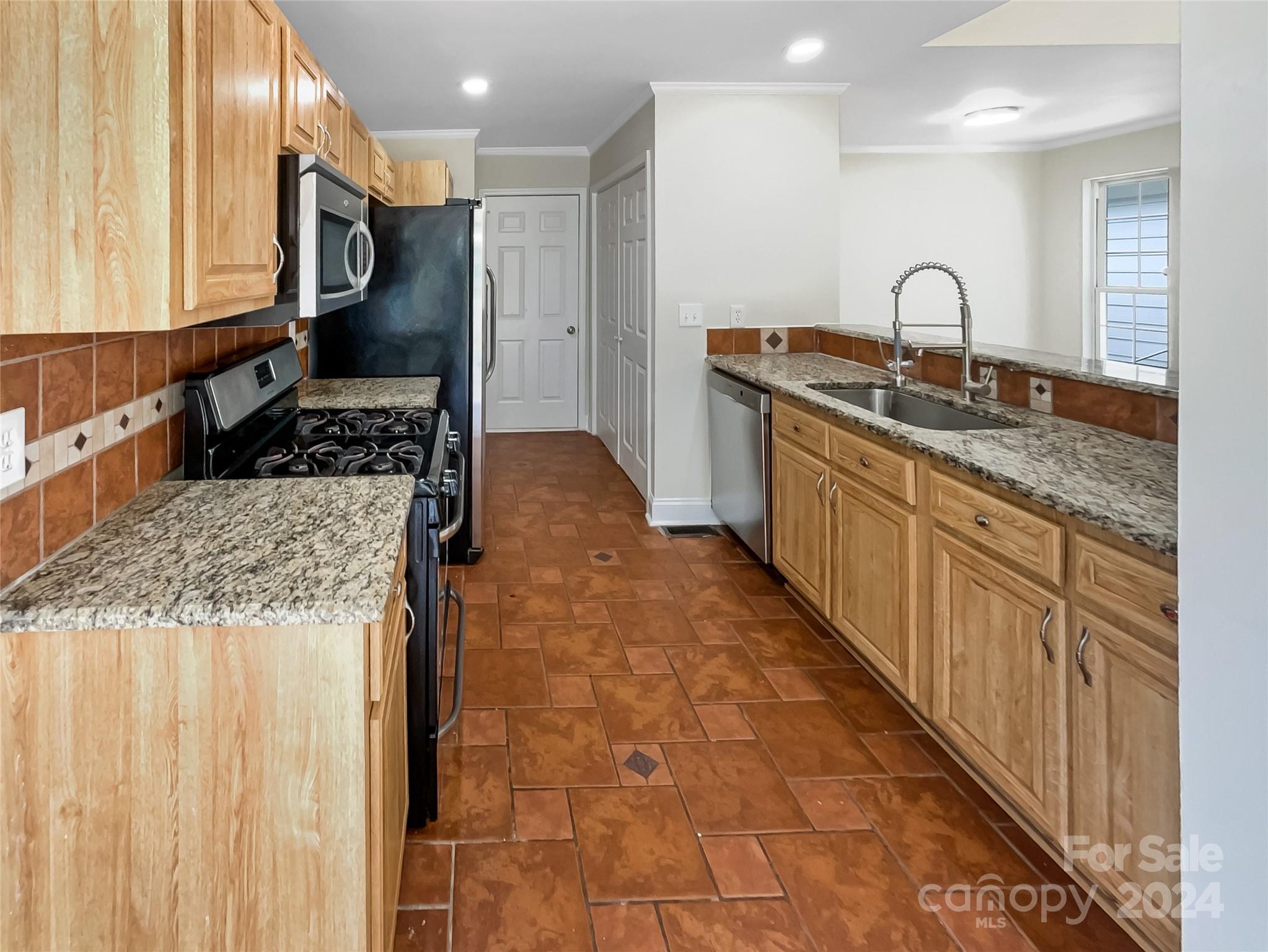 5306 Rockwood Road Charlotte, NC 28216 - Photo 9 of 19