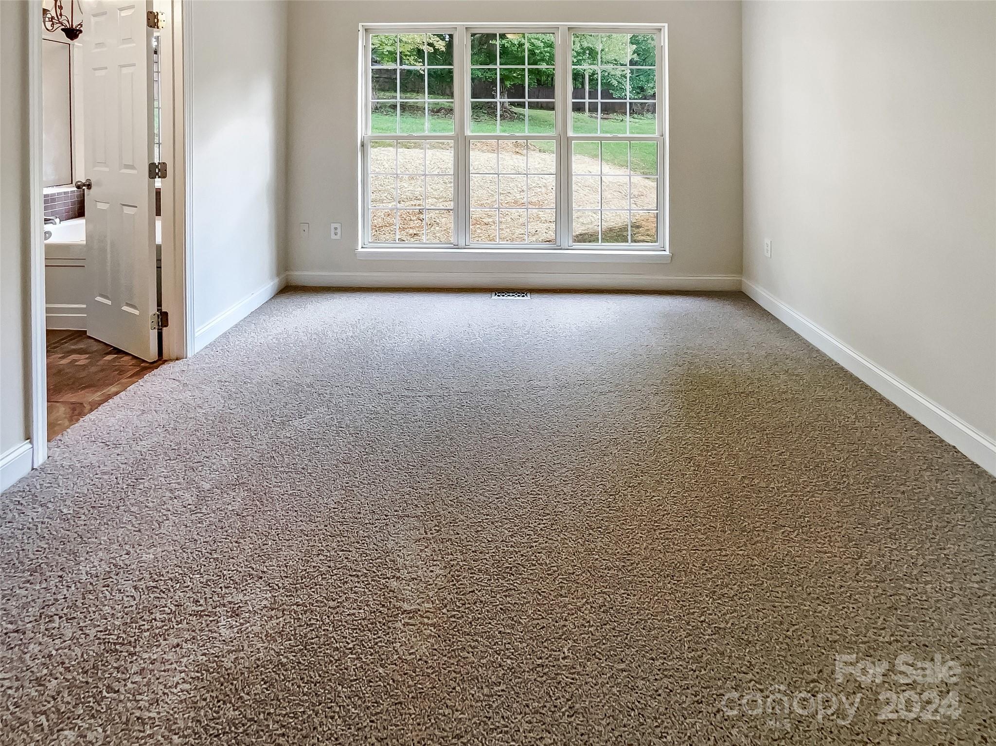 5306 Rockwood Road Charlotte, NC 28216 - Photo 10 of 19