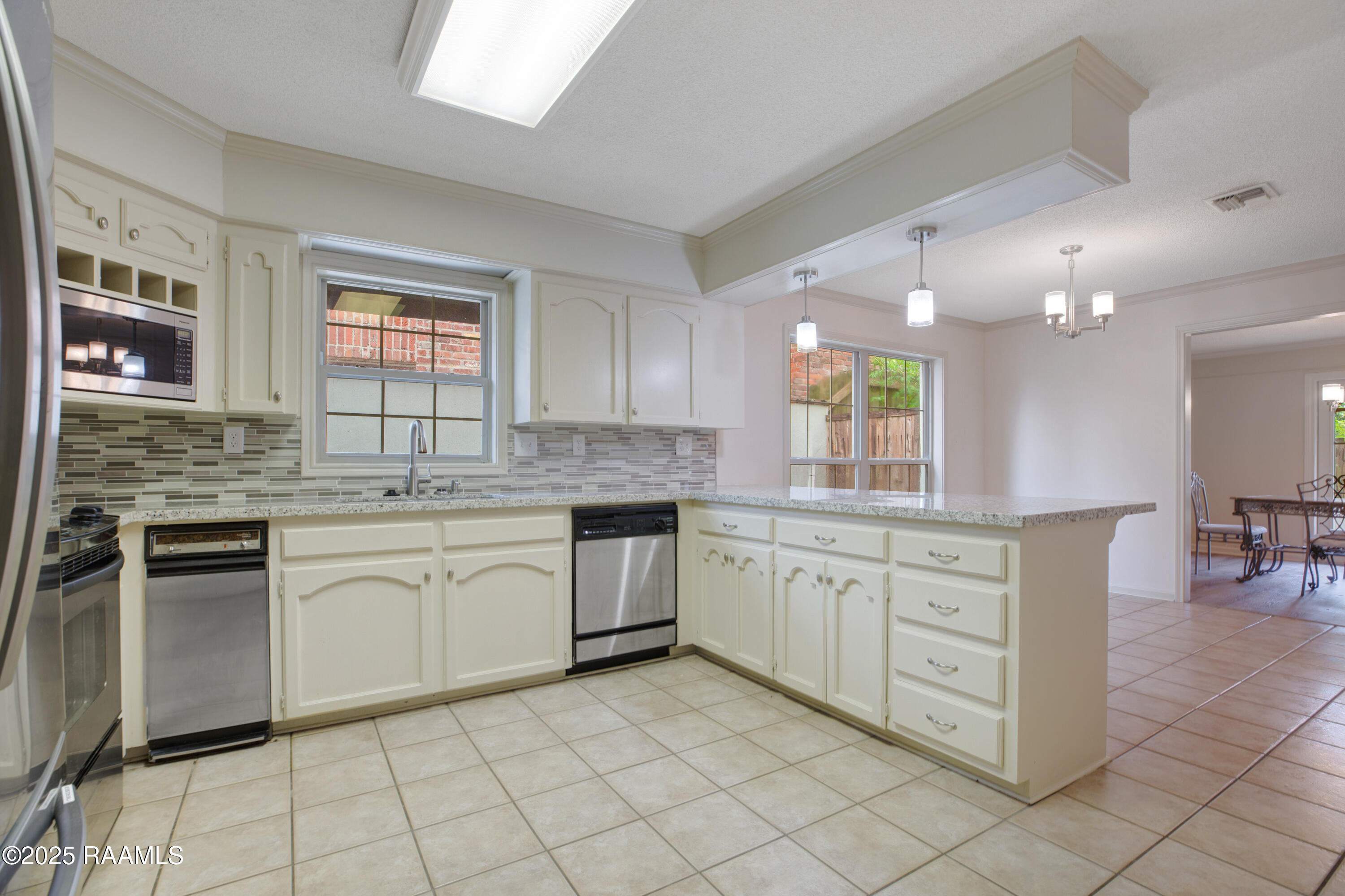 115 Breckenridge Loop Lafayette, LA 70506 - Photo 11 of 23 115 Breckenridge-11