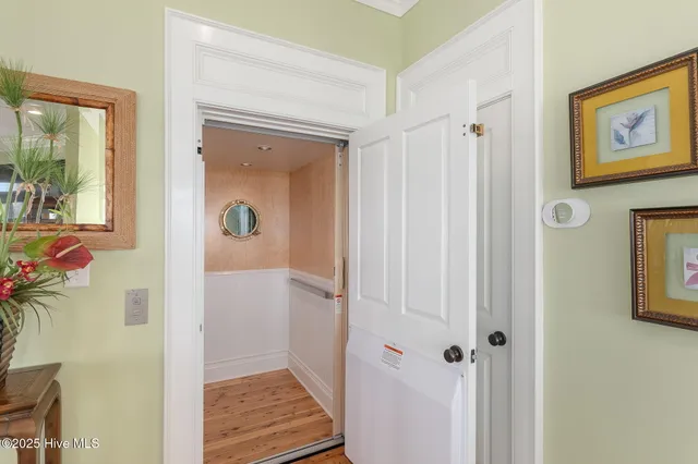 $2,225,000 | 1010 Ocean Drive, Emerald Isle, NC 28594