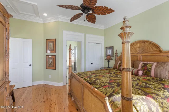 $2,225,000 | 1010 Ocean Drive, Emerald Isle, NC 28594