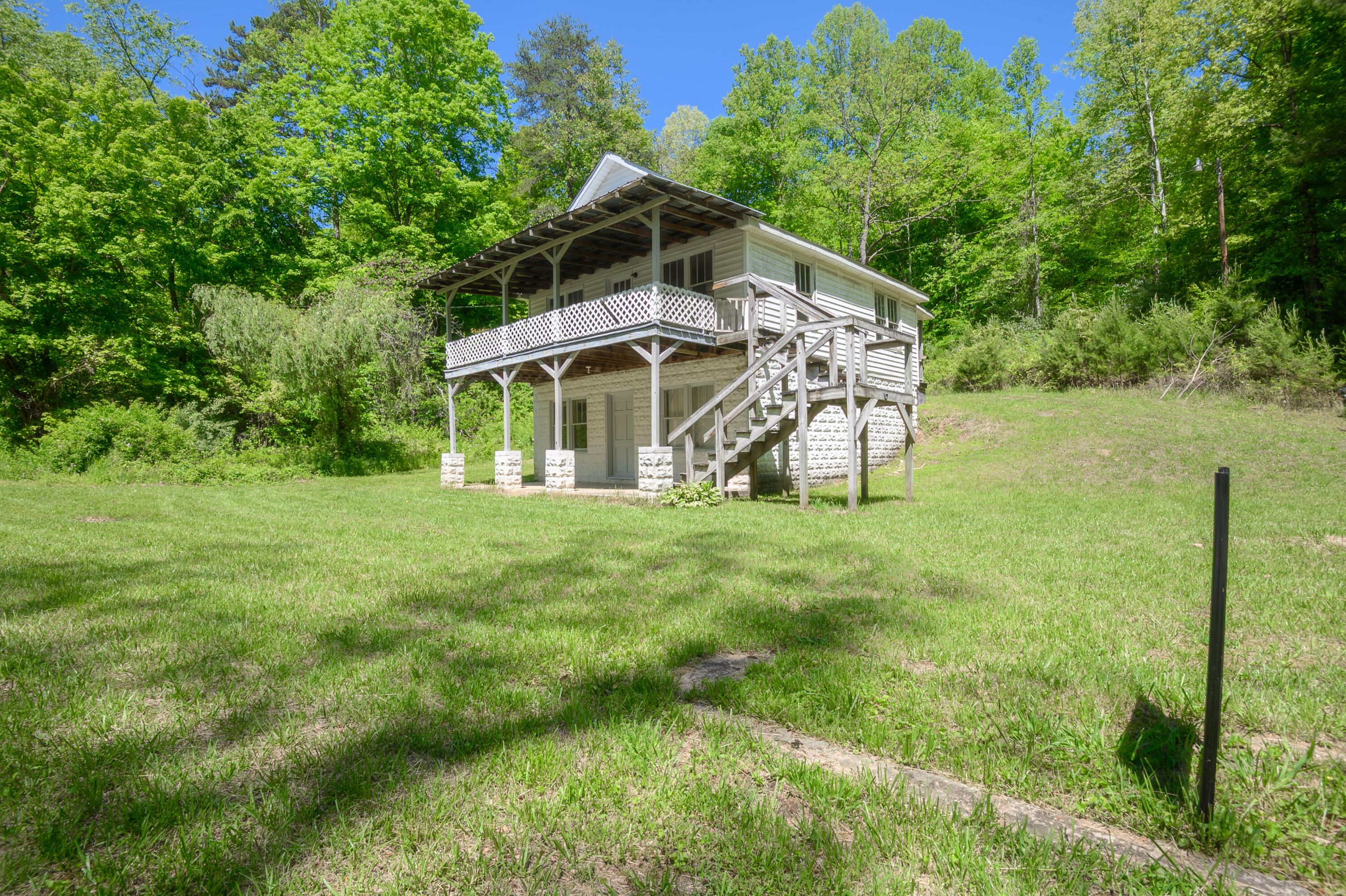 2222 Sandy Gap Road Somerset, KY 42501 - Photo 2 of 29 01-External Front