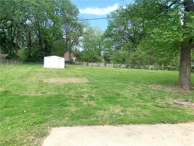 $550,000 | 9714 Donnelly Avenue, Kansas City, MO 64134