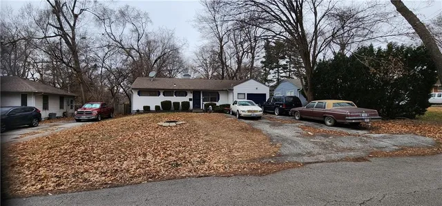 $550,000 | 9714 Donnelly Avenue, Kansas City, MO 64134