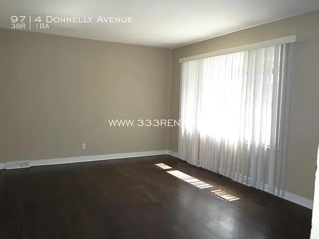 $550,000 | 9714 Donnelly Avenue, Kansas City, MO 64134