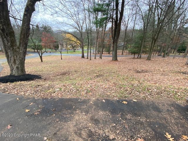 7522 Old Coach Road Stroudsburg, PA 18360 - Photo 68 of 68 a view of outdoor space with trees