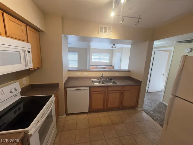 $1,400 | 45 Maleena Mesa Street, Unit 1324, Henderson, NV 89074