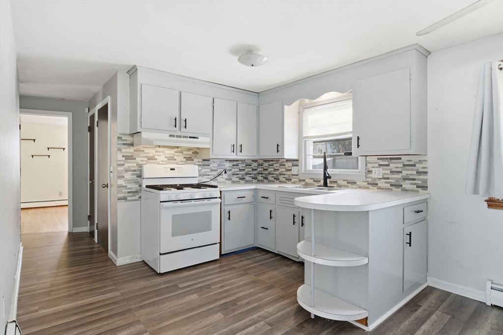 55 Gardens Drive Springfield, MA 01119 - Photo 11 of 40