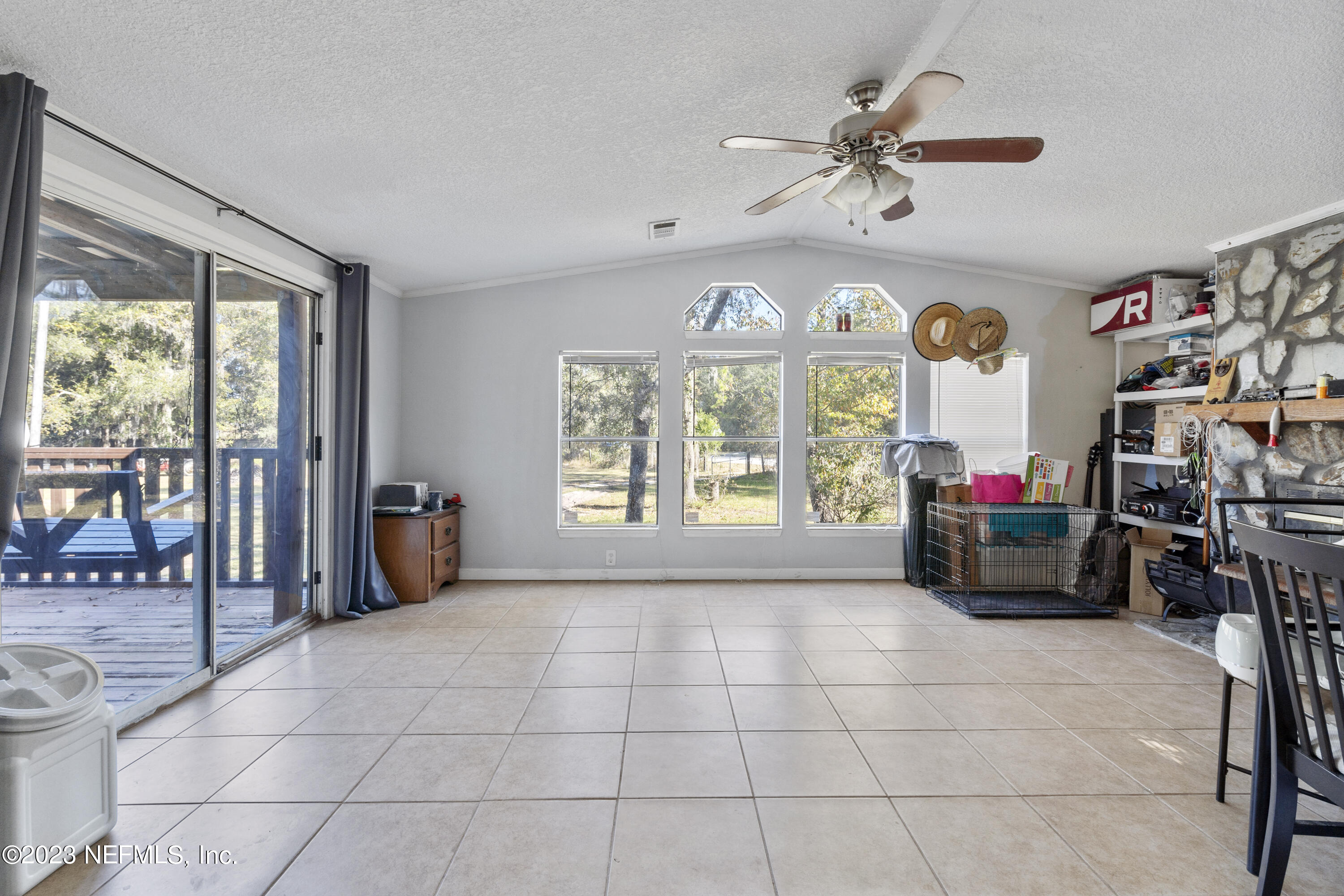 6719 Shands Road Keystone Heights, FL 32656 - Photo 15 of 32 Living Room
