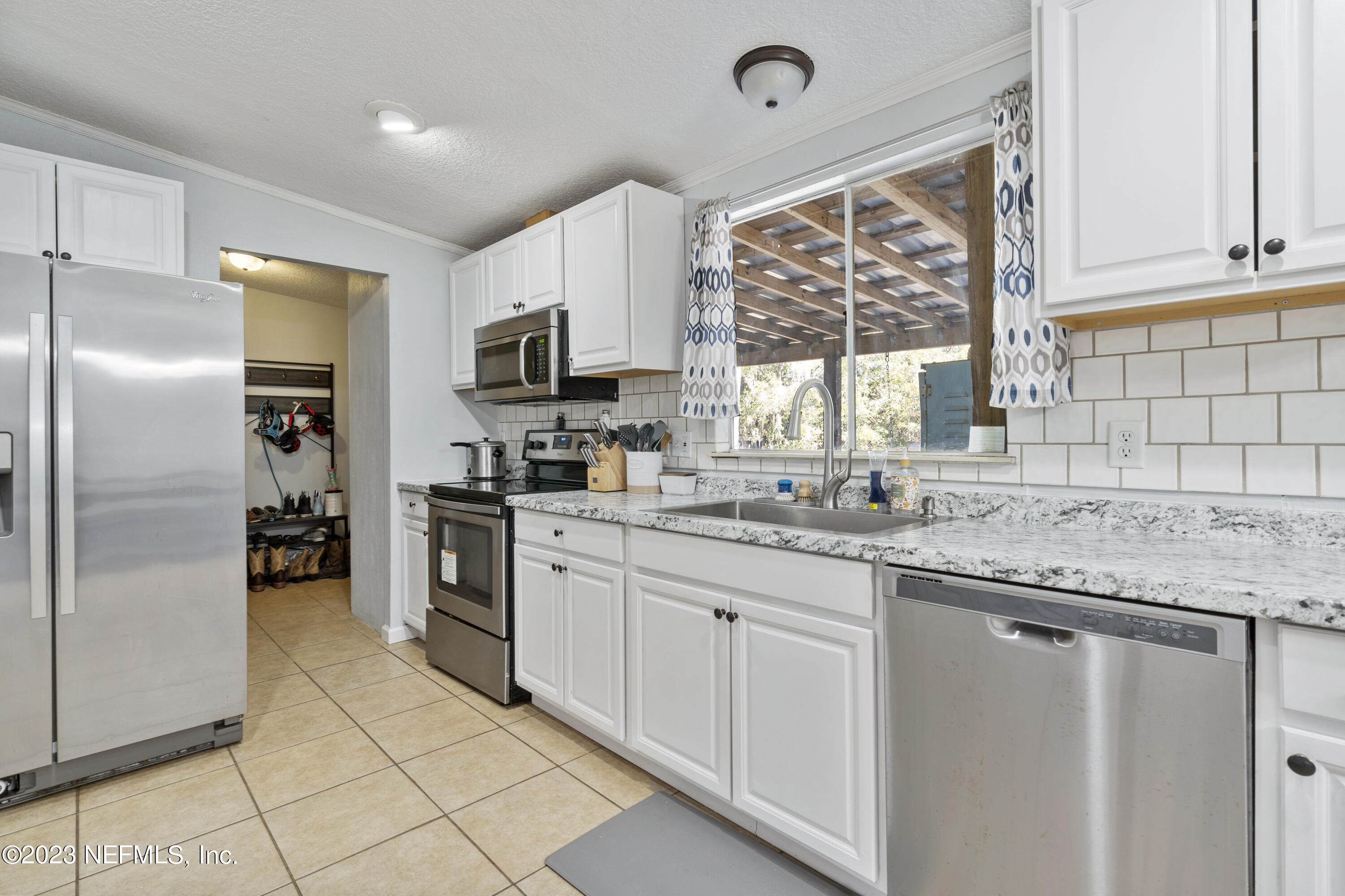 6719 Shands Road Keystone Heights, FL 32656 - Photo 18 of 32 Kitchen