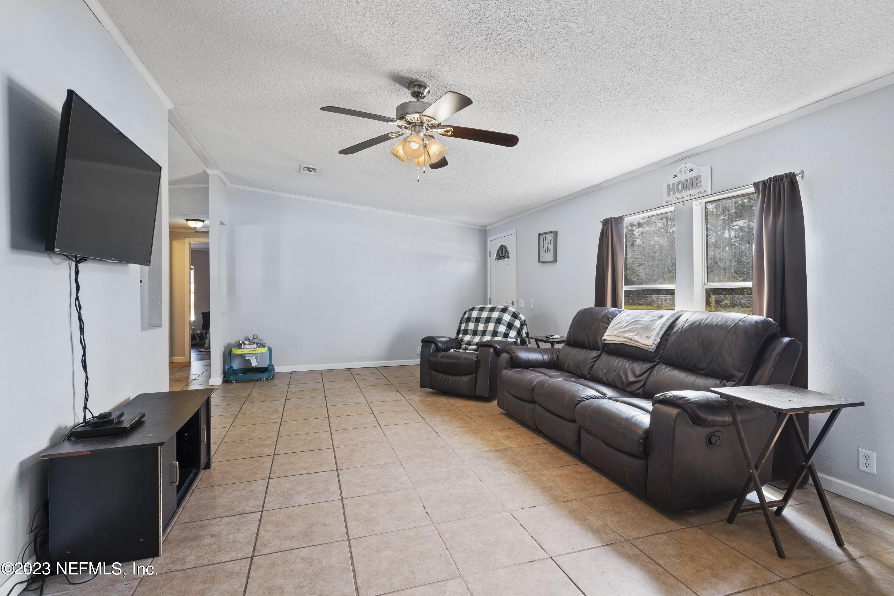 6719 Shands Road Keystone Heights, FL 32656 - Photo 22 of 32 Family Room