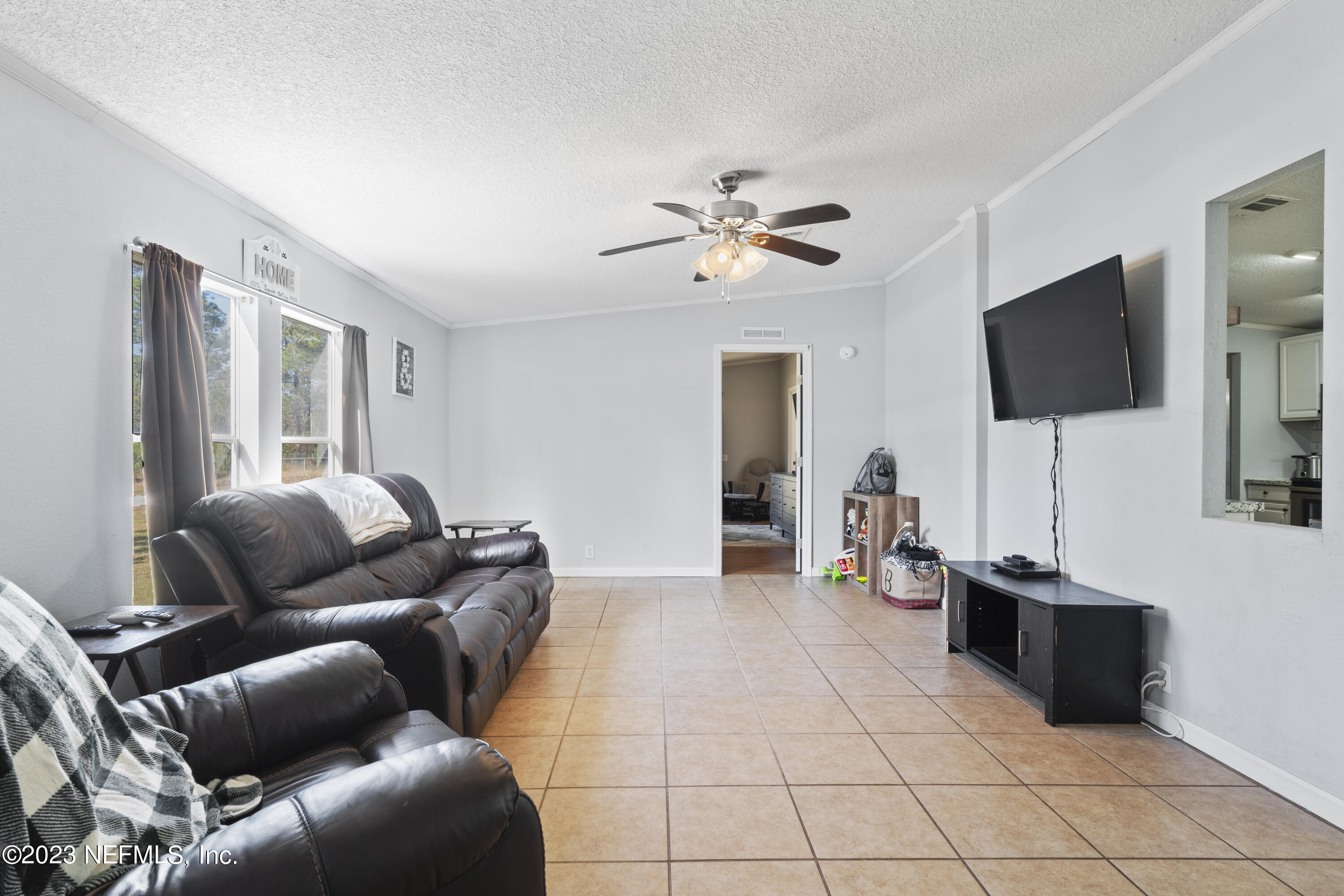 6719 Shands Road Keystone Heights, FL 32656 - Photo 23 of 32 Family Room