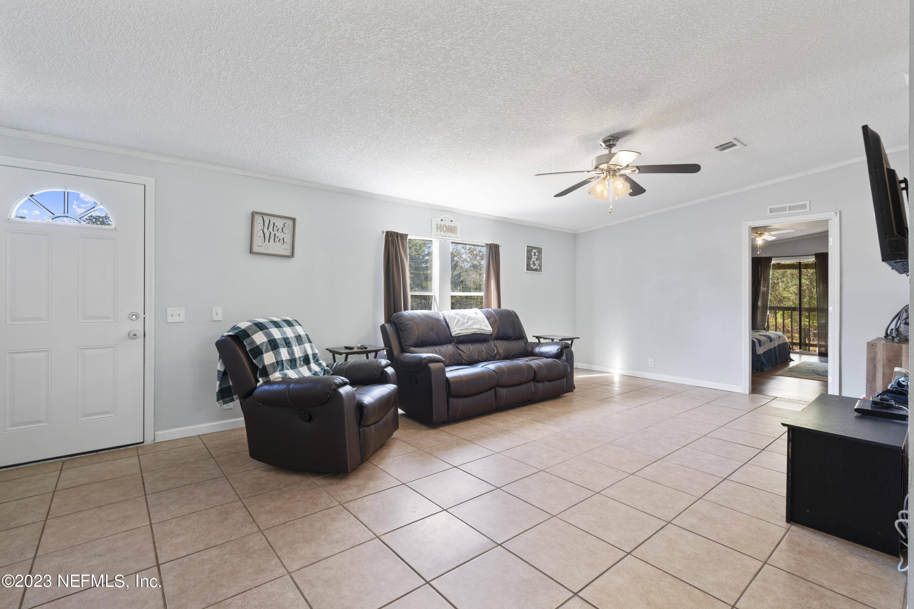 6719 Shands Road Keystone Heights, FL 32656 - Photo 24 of 32 Family Room