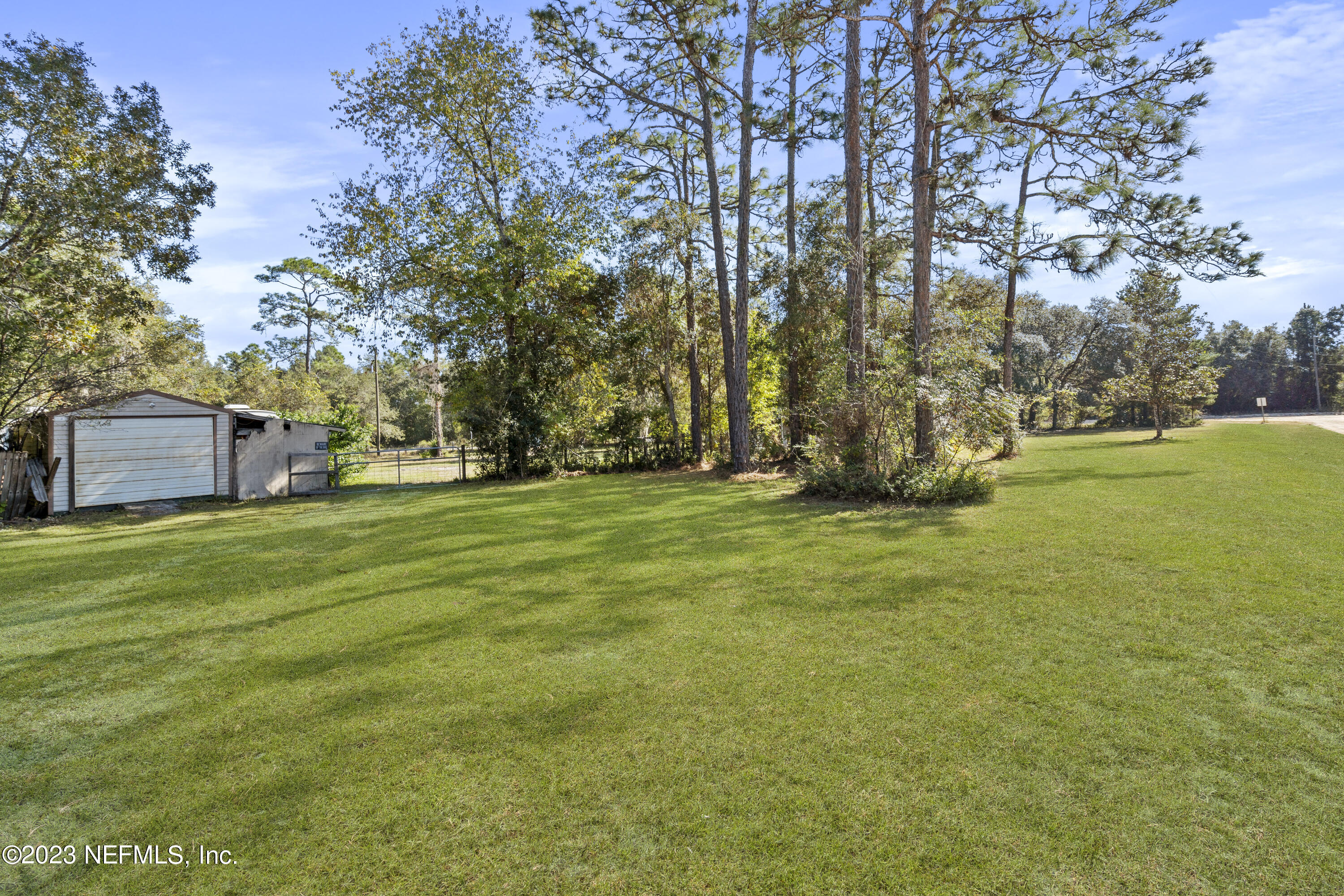 6719 Shands Road Keystone Heights, FL 32656 - Photo 5 of 32 SIDEYARD