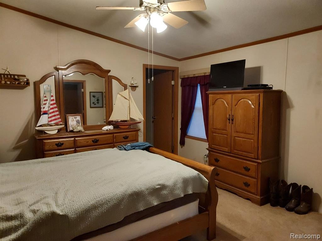 2924 North Lakeshore Road Port Hope, MI 48468 - Photo 9 of 11 Gallery Image 9