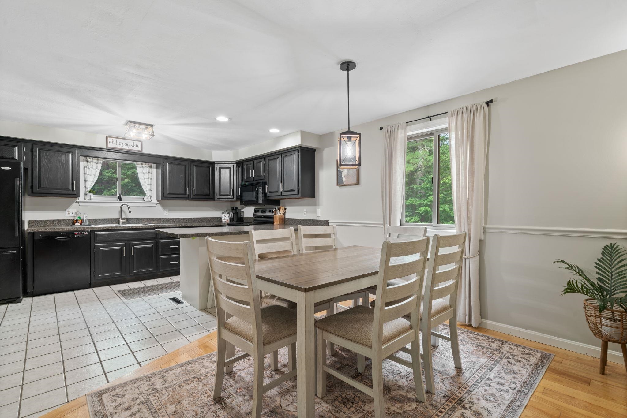 153 Coffin Road, Unit 13 Epping, NH 03042 - Photo 5 of 14