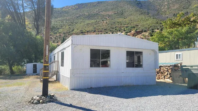 a view of a house with a outdoor space