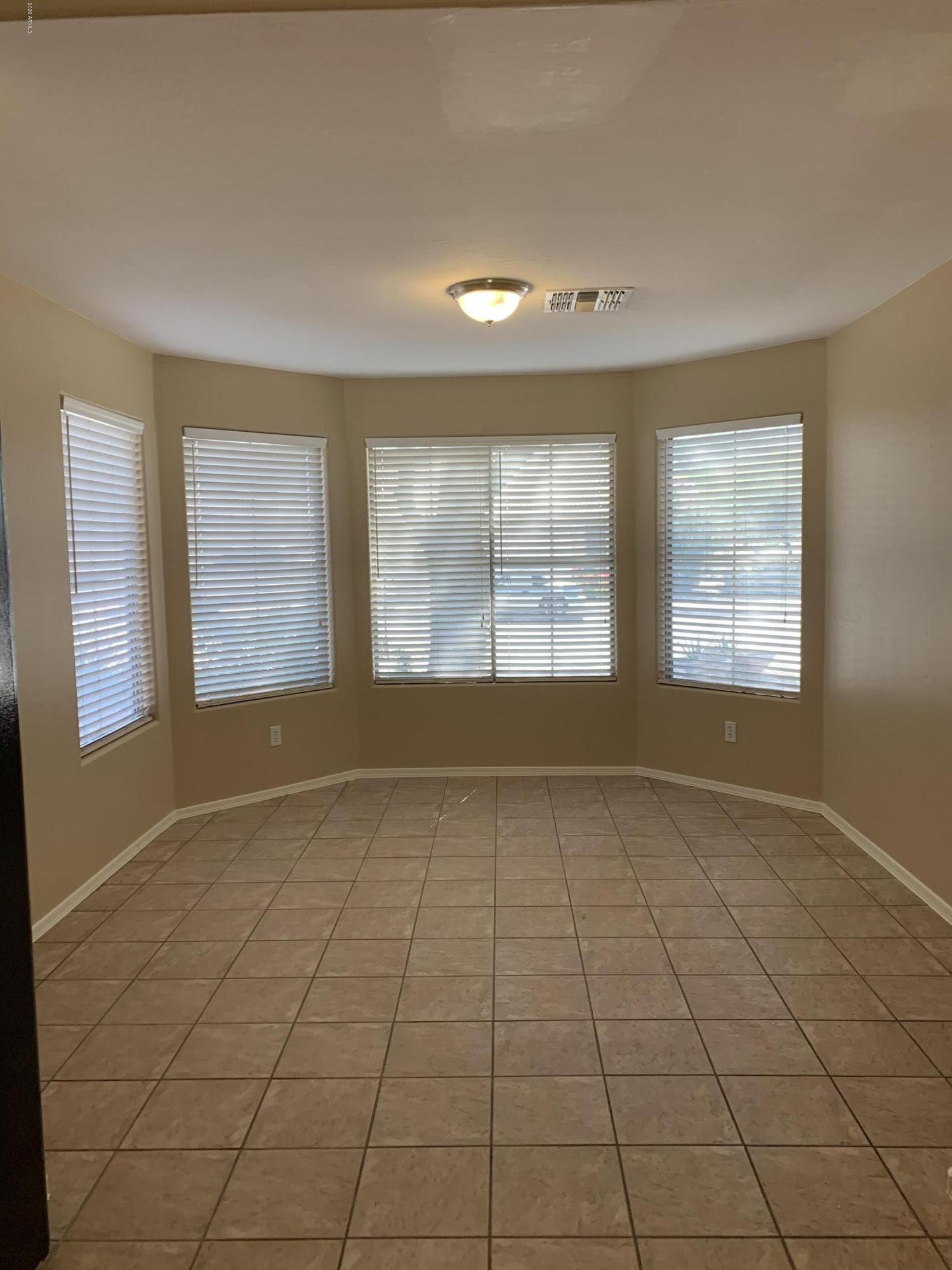 2306 West Maldonado Road Phoenix, AZ 85041 - Photo 5 of 14 Din Rm