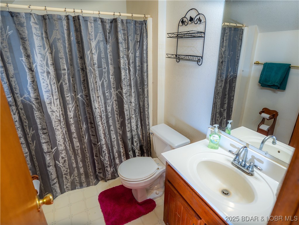 1070 Old Nonsuch Road Camdenton, MO 65020 - Photo 21 of 46
