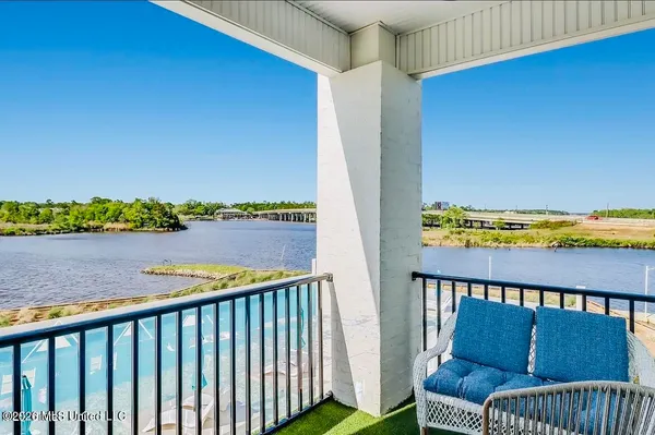 $392,000 | 1302 Magnolia Street, Unit A102, Gulfport, MS 39507