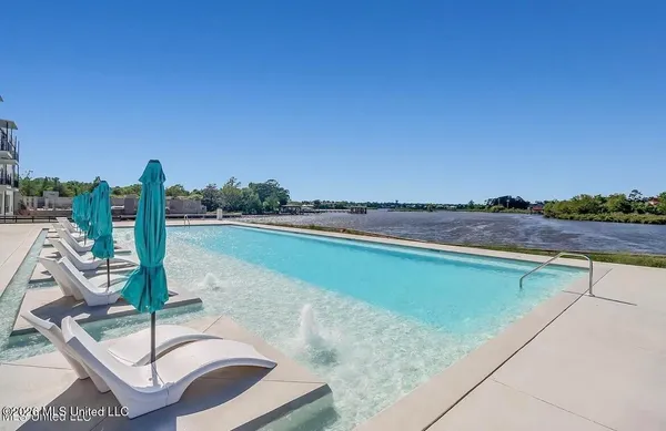 $392,000 | 1302 Magnolia Street, Unit A102, Gulfport, MS 39507