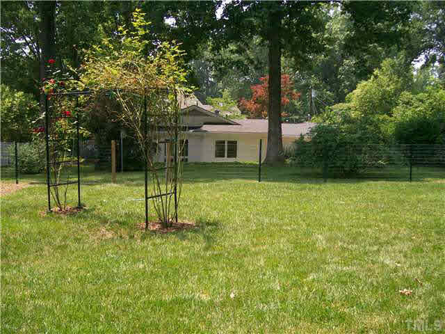 2120 Buckingham Road Raleigh, NC 27607 - Photo 19 of 22 Photo 19