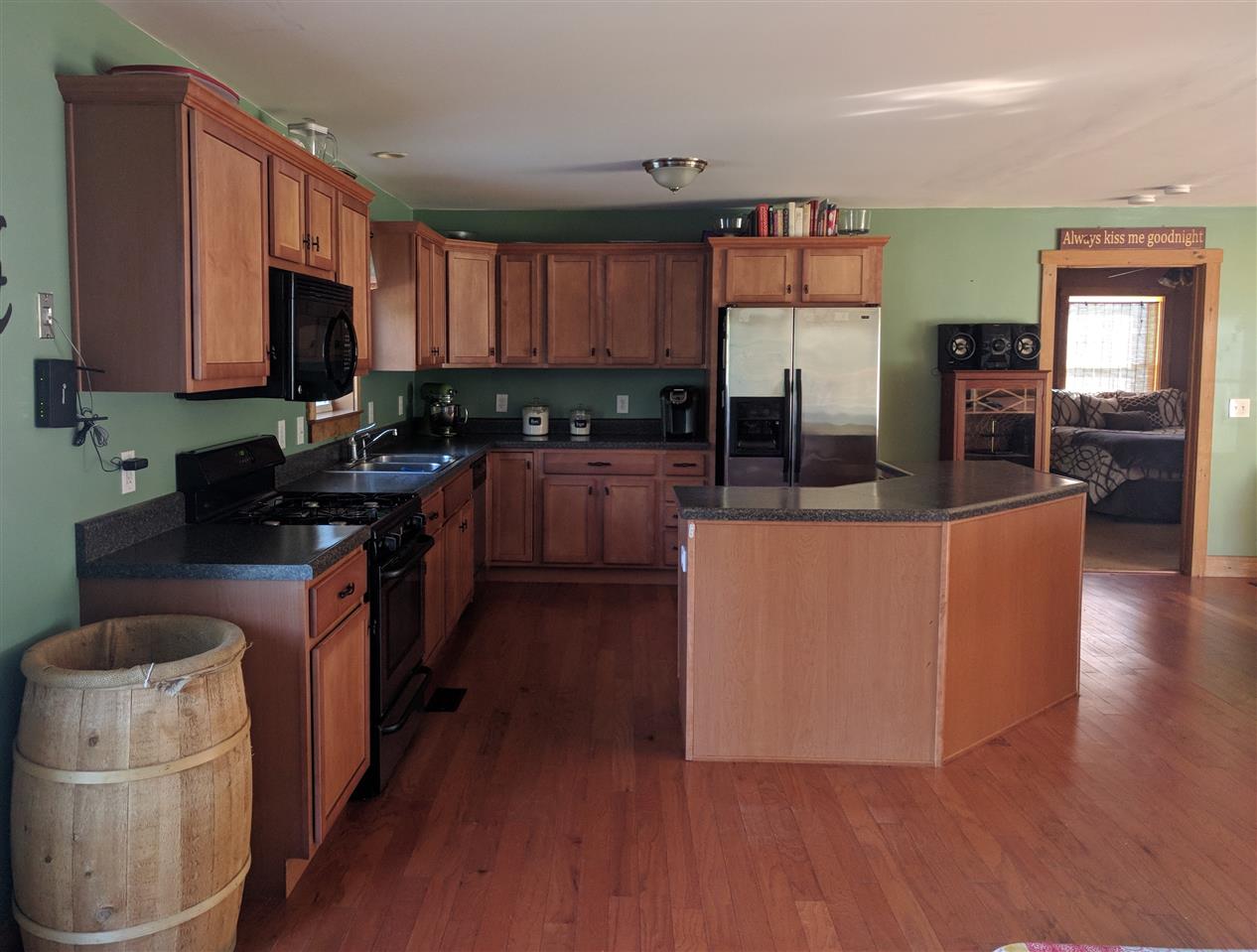 184 Needles Eye Road Morristown, VT 05661 - Photo 5 of 28