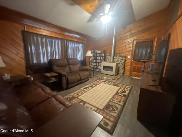 $345,000 | 6695 Nez Perce, Bonners Ferry, ID 83805