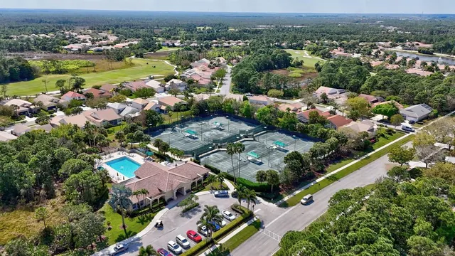 $679,000 | 6848 Southeast Twin Oaks Circle, Stuart, FL 34997