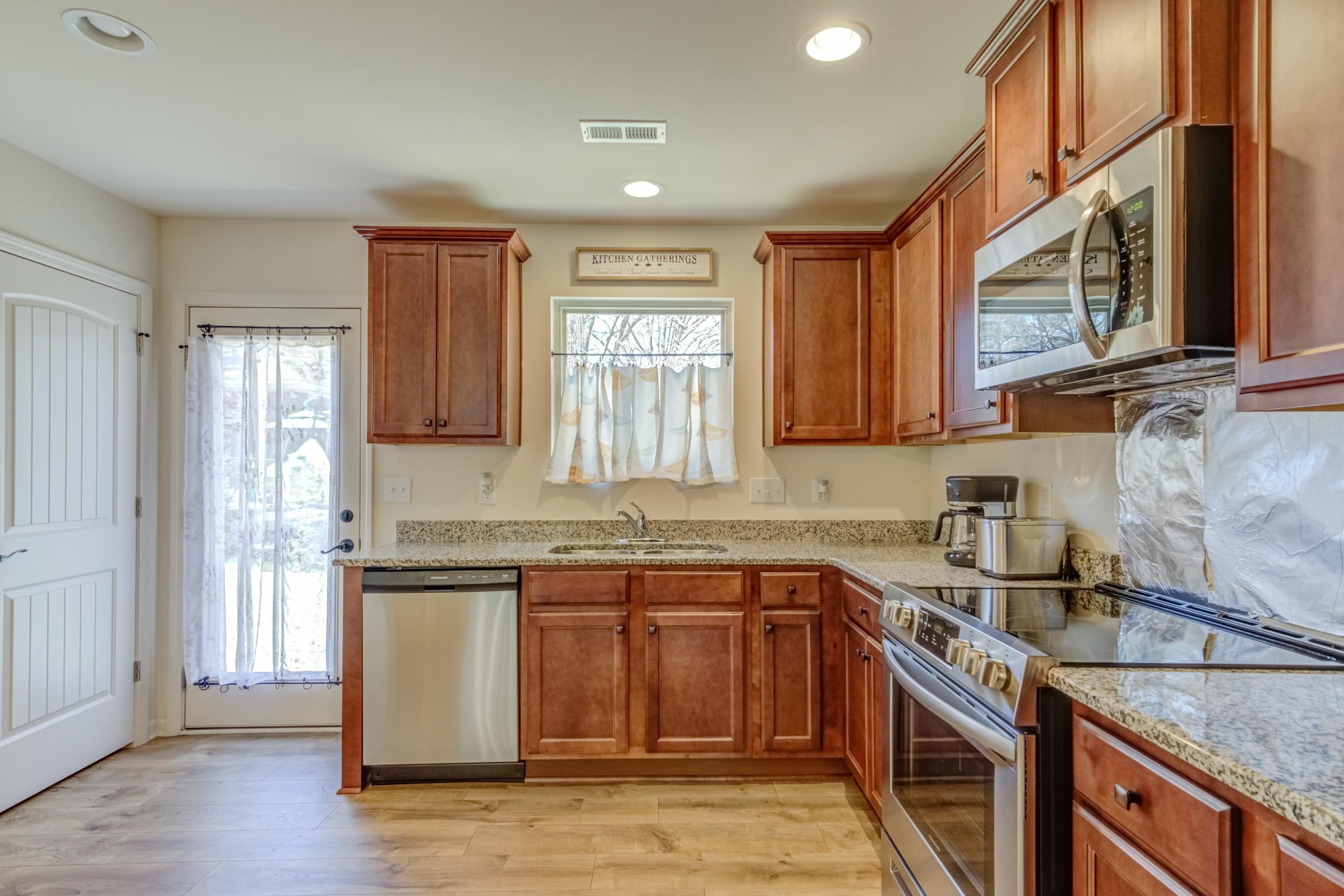 240 Spark Street Raleigh, NC 27606 - Photo 16 of 35 Photo 17