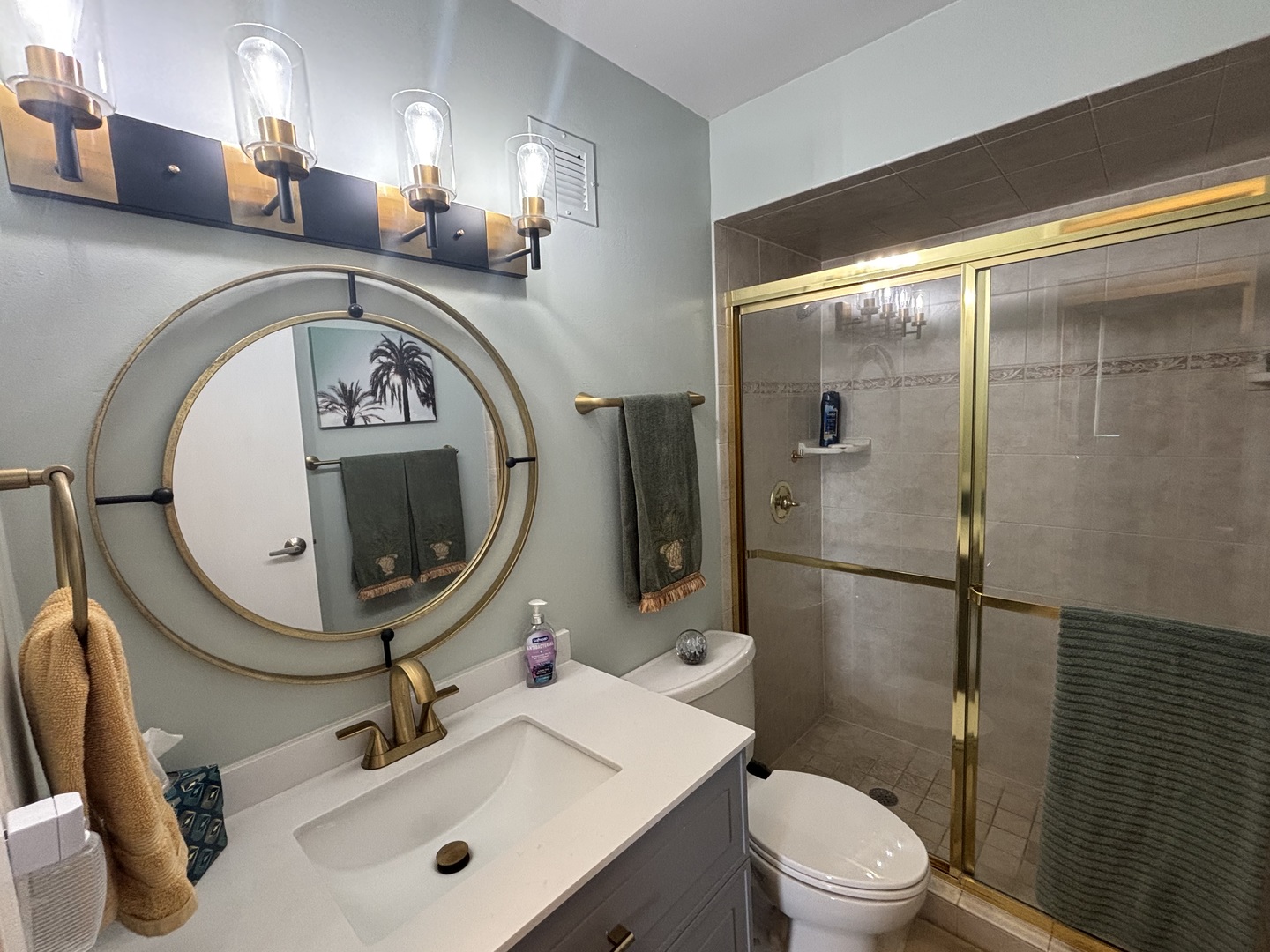40 North Tower Road, Unit 10M Oak Brook, IL 60523 - Photo 12 of 36