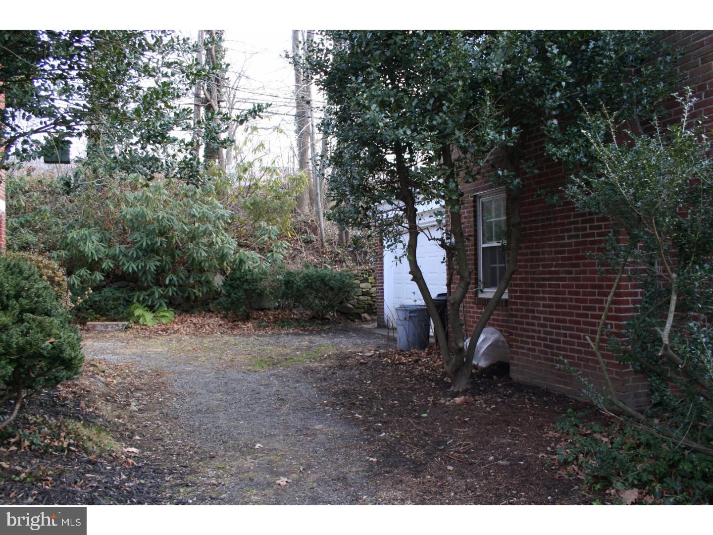 112 Hilltop Road Philadelphia, PA 19118 - Photo 22 of 23