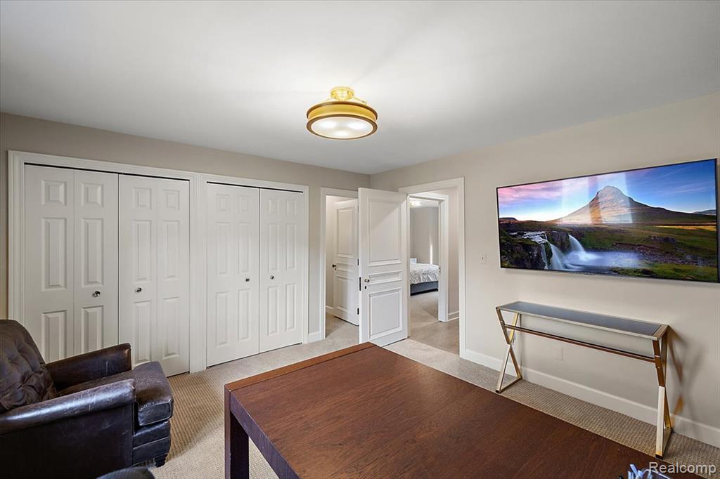 1600 Mill Race Road Rochester Hills, MI 48306 - Photo 51 of 88 Gallery Image 51