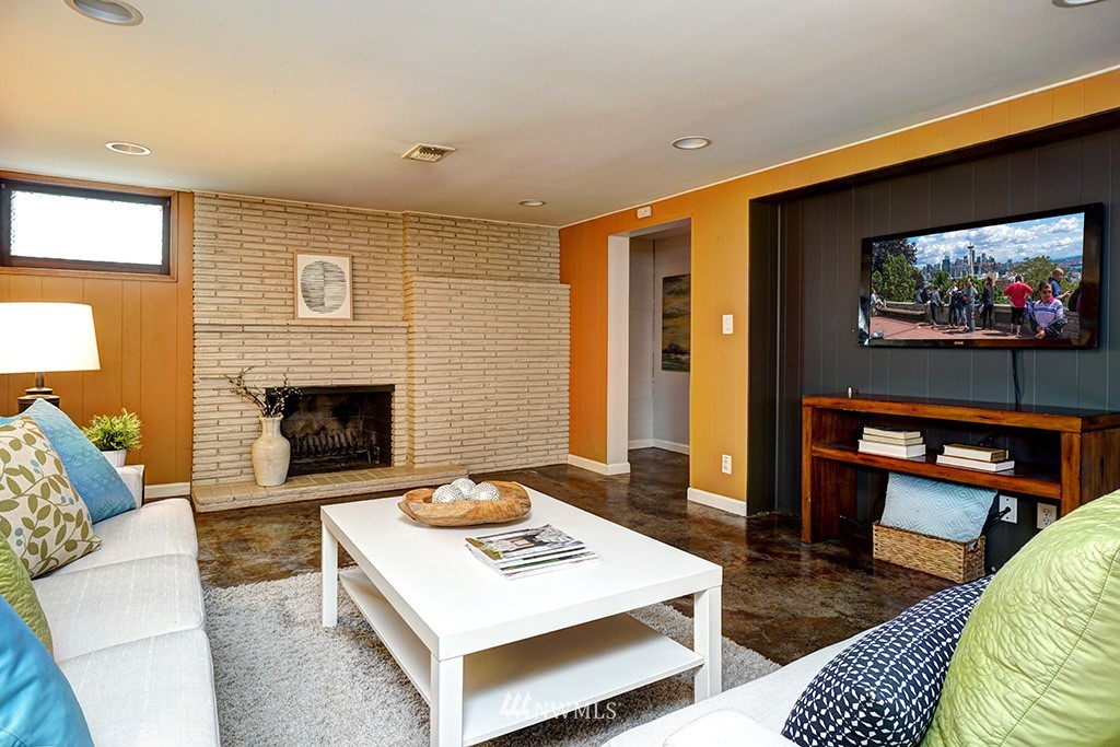 7322 Blake Place Southwest Seattle, WA 98136 - Photo 22 of 25 Gallery Image 22