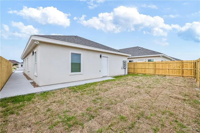 $1,000 | 5322 Vision Street, Unit A, Rio Grande City, TX 78582