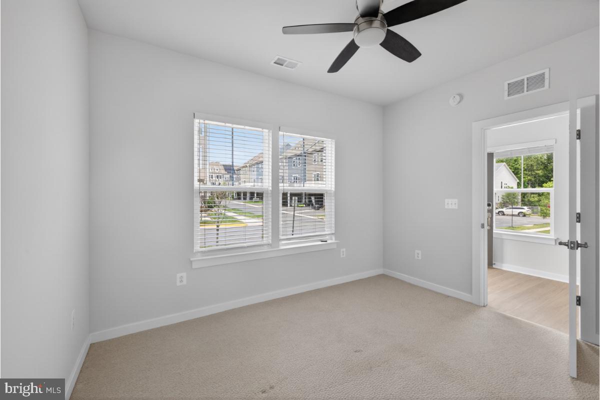 1601 Grove Chestnut Road Dumfries, VA 22026 - Photo 10 of 40