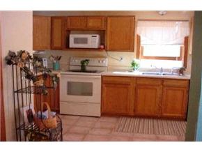 620 Hackett Hill Road, Unit 620 Manchester, NH 03102 - Photo 4 of 9