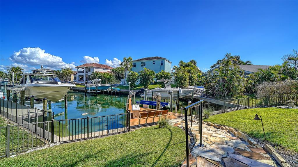 1005 Bogey Lane Longboat Key, FL 34228 - Photo 55 of 69