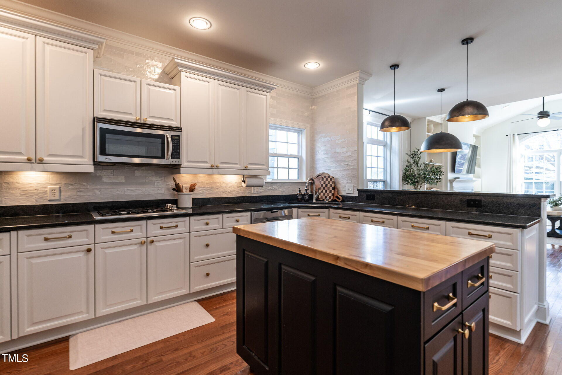 1221 North Blount Street Raleigh, NC 27604 - Photo 13 of 35 015-1920x1080-kitchen
