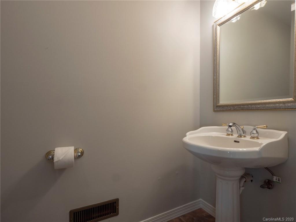 1607 High Ridge Lane Stanley, NC 28164 - Photo 35 of 40 Gallery Image 35