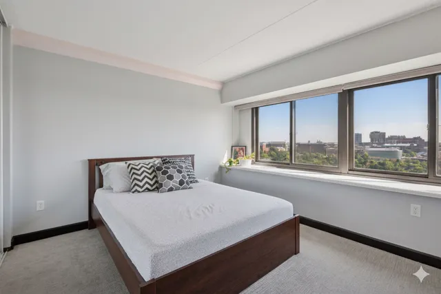 $109,900 | 1920 South 1st Street, Unit 1207, Minneapolis, MN 55454